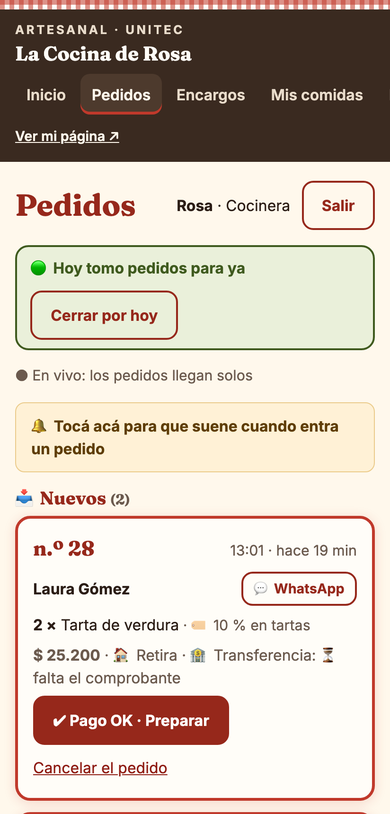 Los pedidos de hoy en el panel de la cocina, en vivo